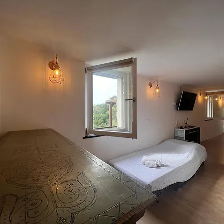 Helene Rose Apartment *